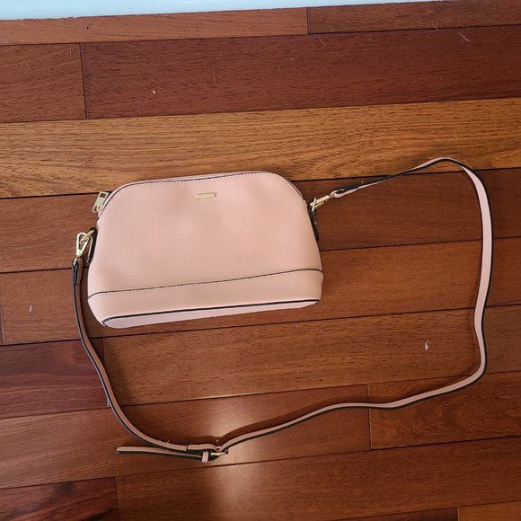 Pink Purse - Picture 5 of 6